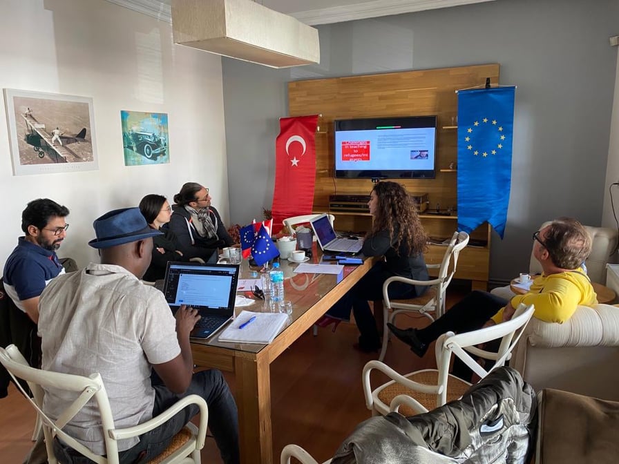 251565337_189661380016544_5135858269635575880_n